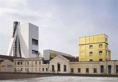 bar rem koolhaas fondazione prada|oma fondazione prada.